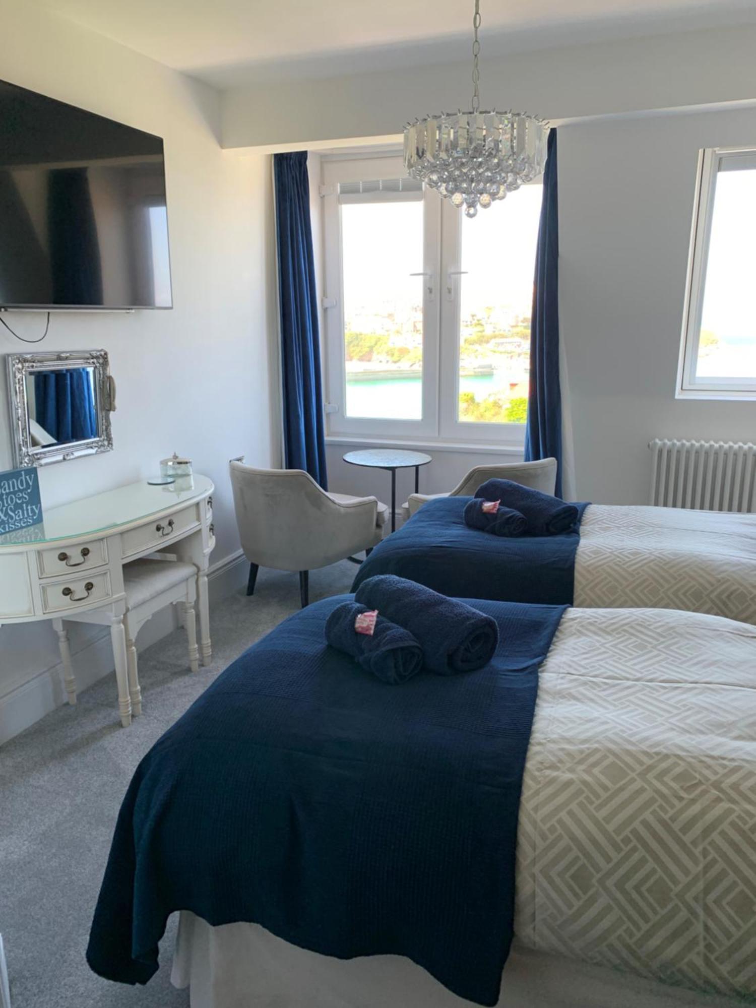 Lazy Waves Boutique B&B Newquay  Ngoại thất bức ảnh